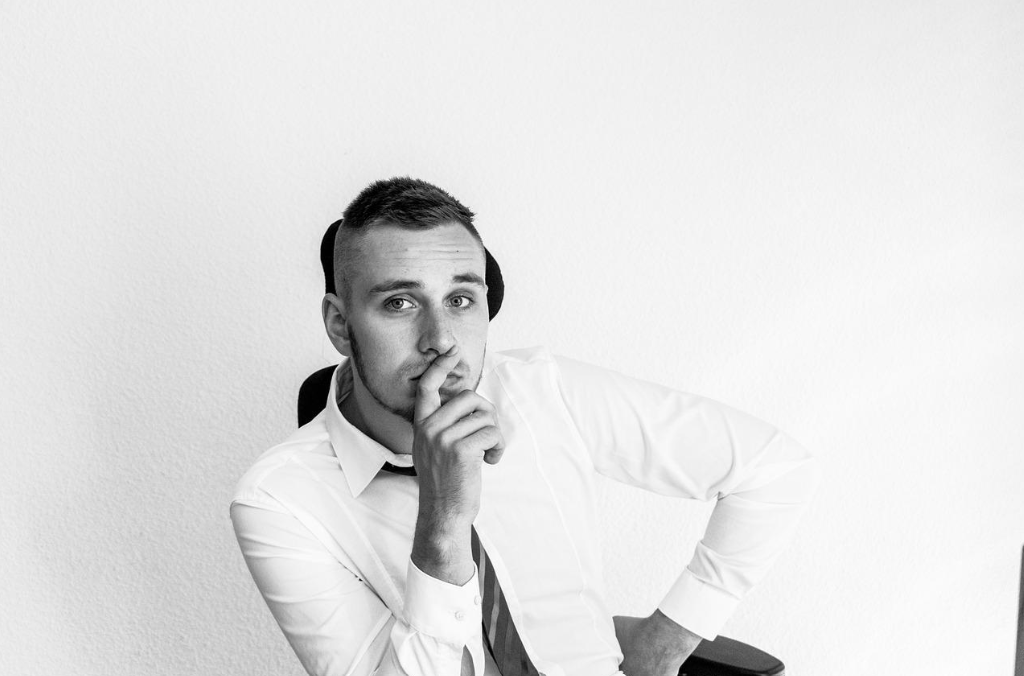 Top 5 Challenges Entrepreneurs Face and How to Overcome Them
